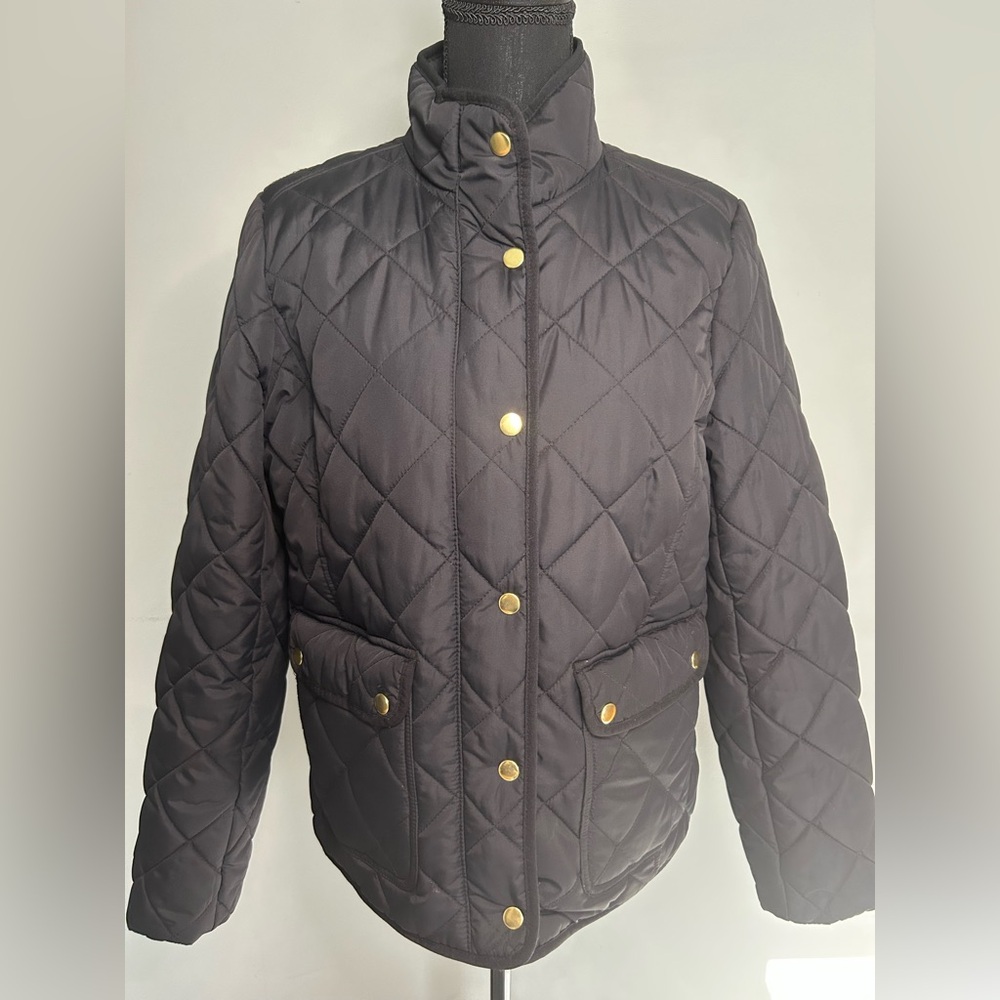 J. Crew womens coat. Snap Closure. Like New. Black size Large